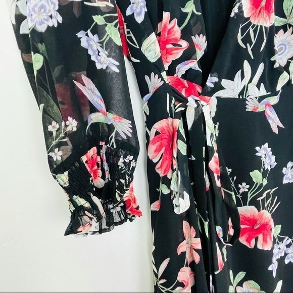 Lulu’s Black Floral Hummingbird Maxi Dress | M - Picture 3 of 9